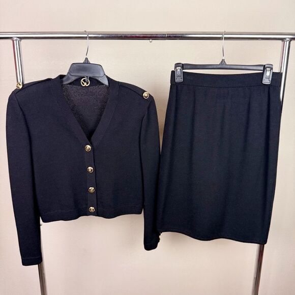 St John Collection Santana Knit Suit Skirt Black Crop Blazer Gold Buttons Small - Picture 1 of 6